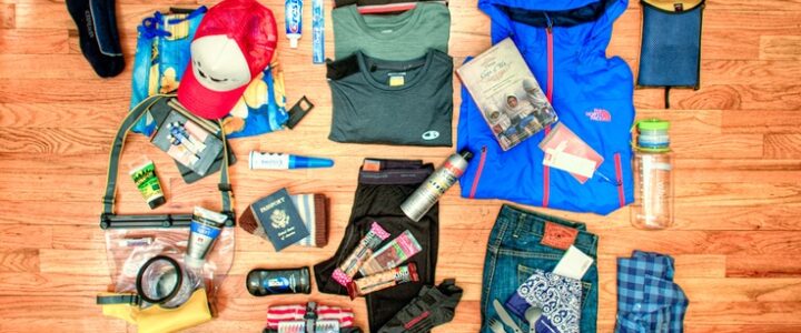 Check List Perlengkapan Liburan Wajib
